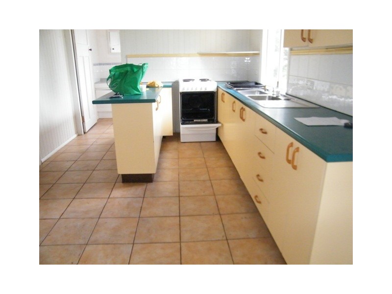 5 Cedar Street, Maleny QLD 4552