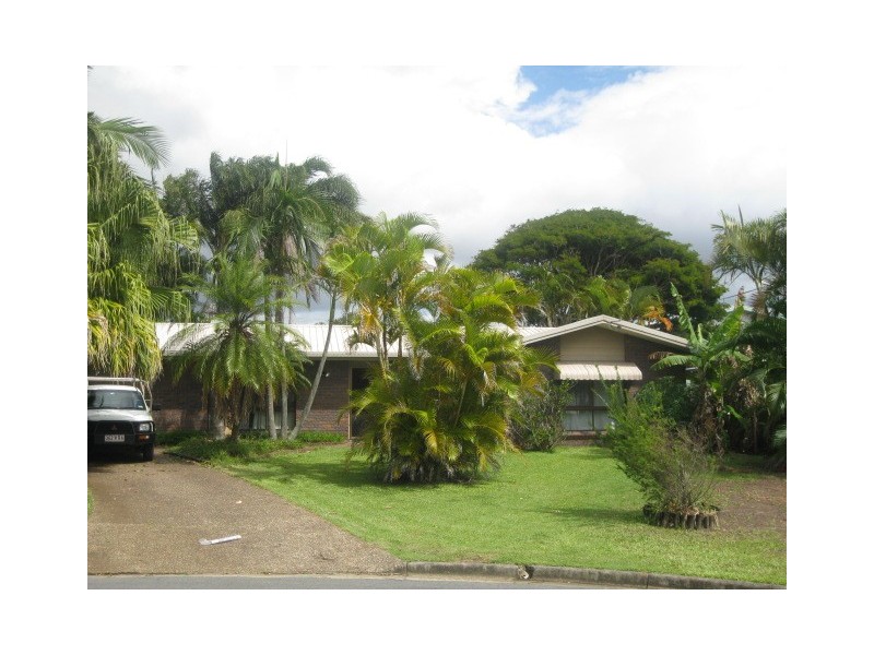 8 Anzac Street, Battery Hill QLD 4551