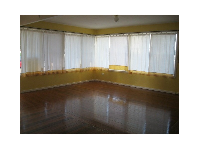 2 Kitchener Street, Golden Beach QLD 4551