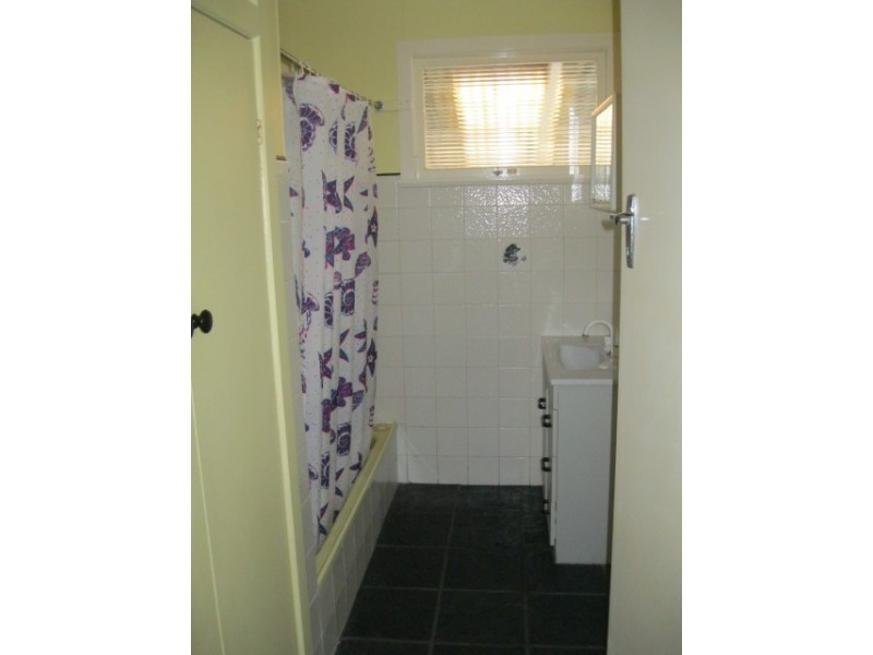 2 Kitchener Street, Golden Beach QLD 4551