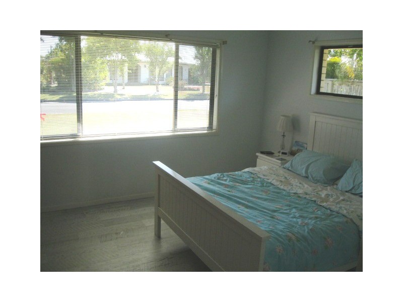 12 Brier Court, Golden Beach QLD 4551