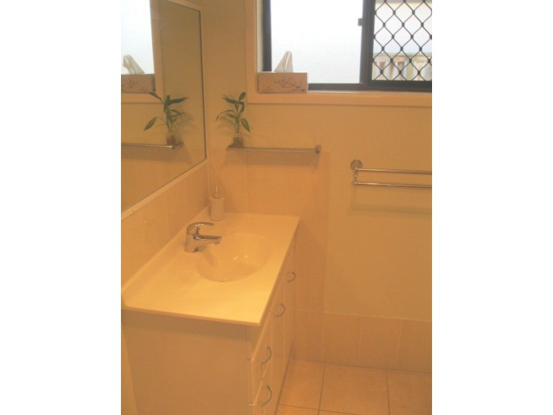 12 Brier Court, Golden Beach QLD 4551