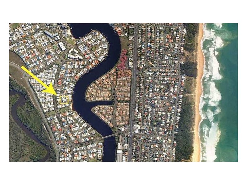 4 Maldives Place, Kawana Island QLD 4575
