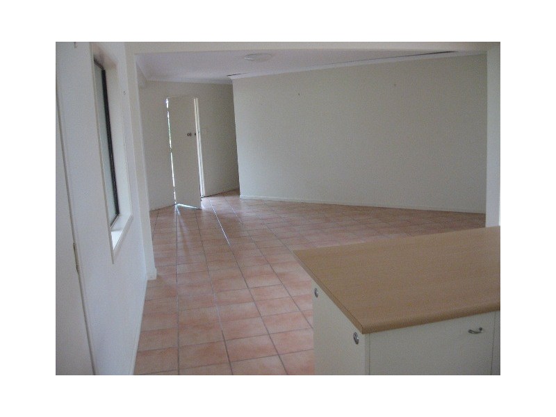 211 Parklands Boulevard, Little Mountain QLD 4551