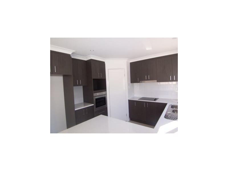 2 Lotte Place, Caloundra QLD 4551