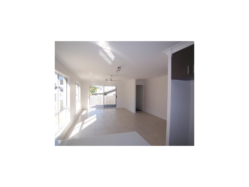 2 Lotte Place, Caloundra QLD 4551
