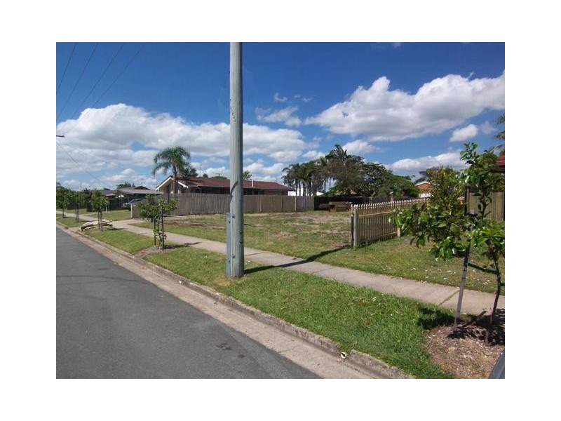 Warana QLD 4575