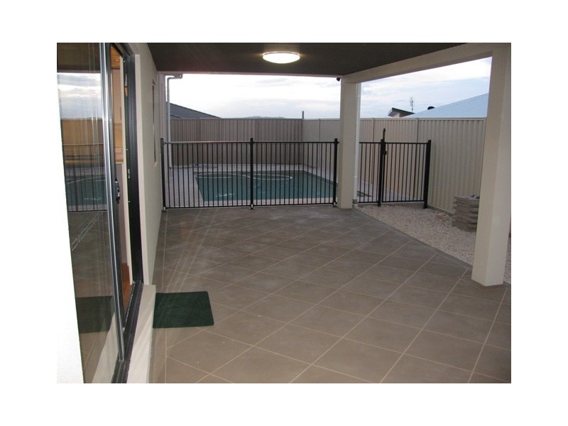 Little Mountain QLD 4551