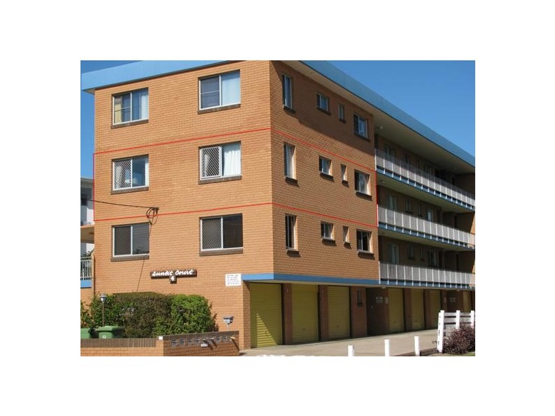 4/4 Oxley Street, Golden Beach QLD 4551