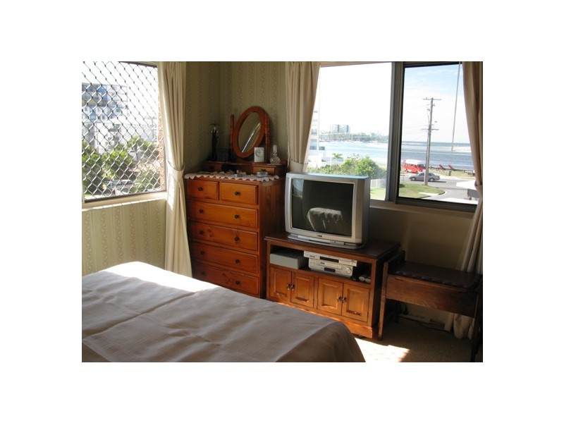 4/4 Oxley Street, Golden Beach QLD 4551