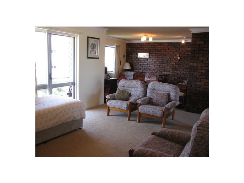 4/4 Oxley Street, Golden Beach QLD 4551