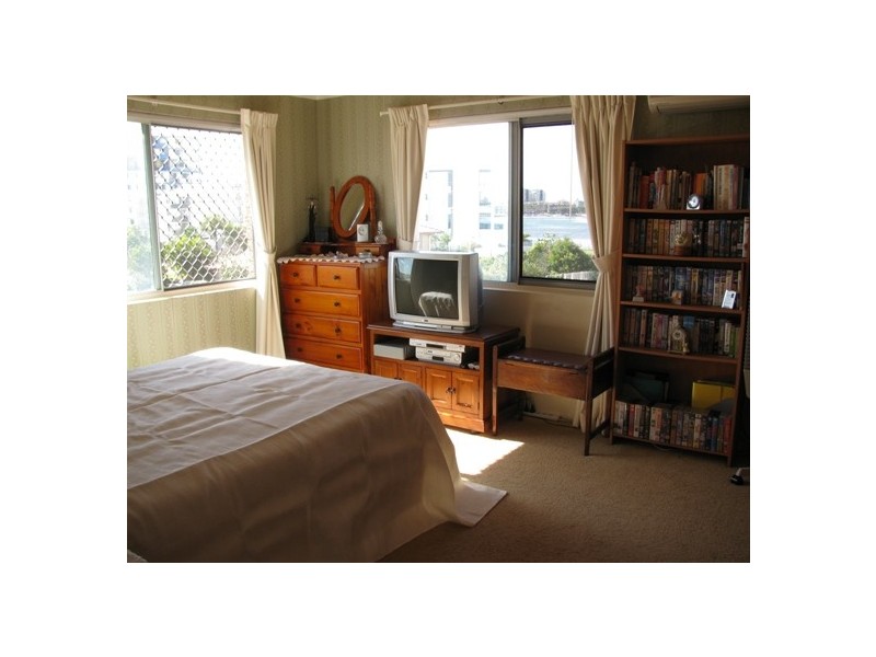 4/4 Oxley Street, Golden Beach QLD 4551