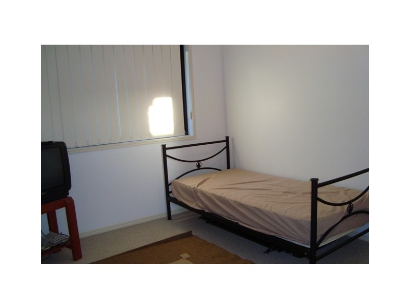 22 Clunie St, Caloundra QLD 4551
