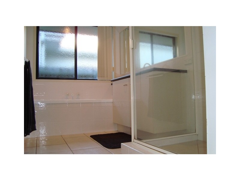 22 Clunie St, Caloundra QLD 4551