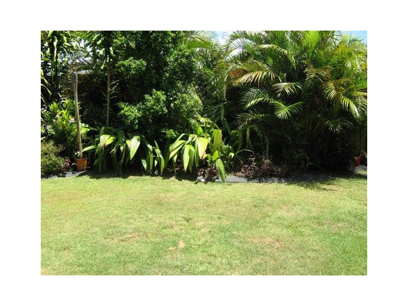 22 Clunie St, Caloundra QLD 4551