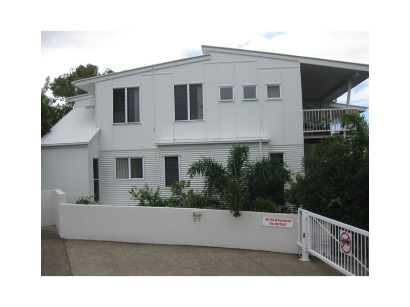 1/37 Arthur St, Caloundra QLD 4551