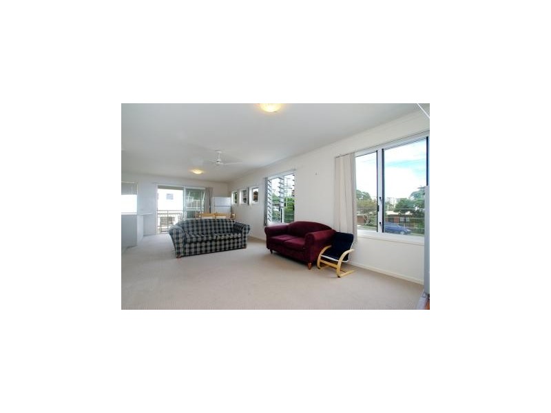 1/37 Arthur St, Caloundra QLD 4551