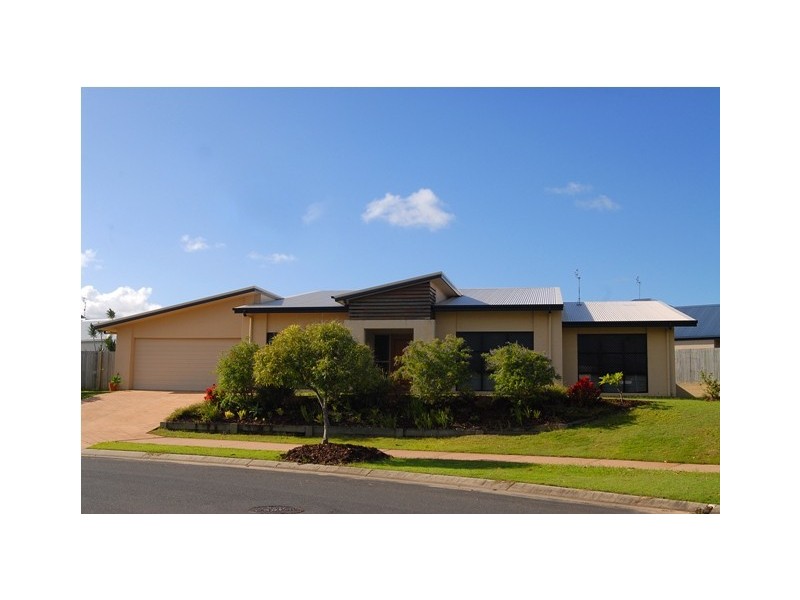 1 GLENNIE CLOSE, Caloundra QLD 4551