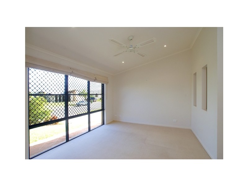 1 GLENNIE CLOSE, Caloundra QLD 4551