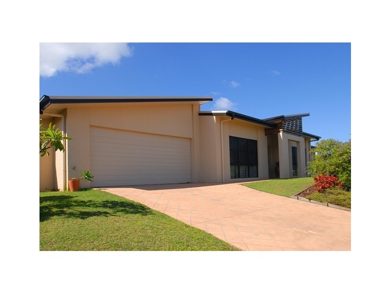 1 GLENNIE CLOSE, Caloundra QLD 4551