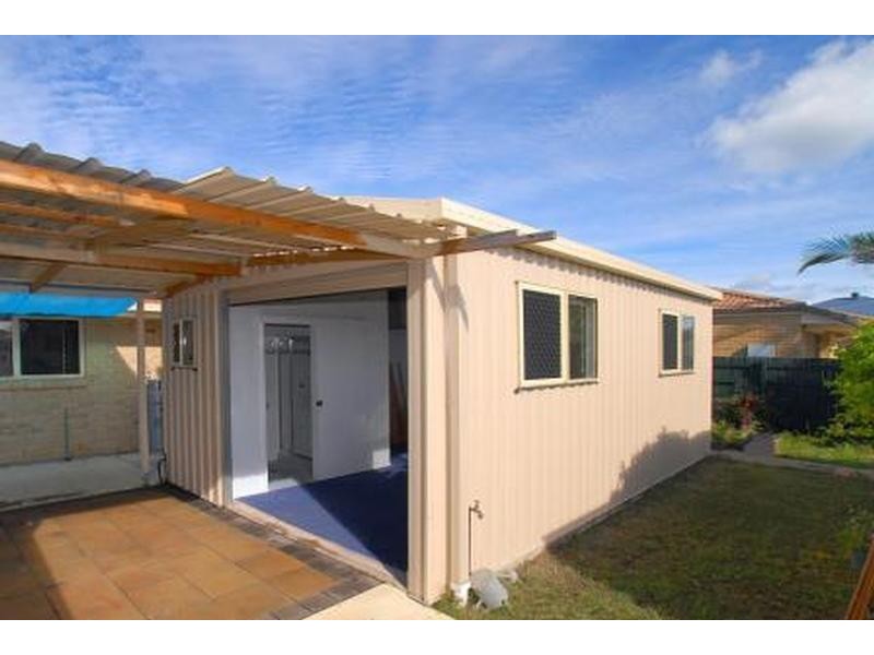 2 Wild Flower Way, Caloundra QLD 4551