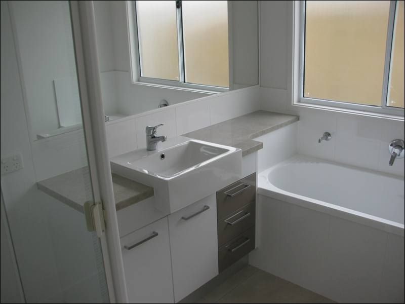 12 Cumberland Cr, Little Mountain QLD 4551