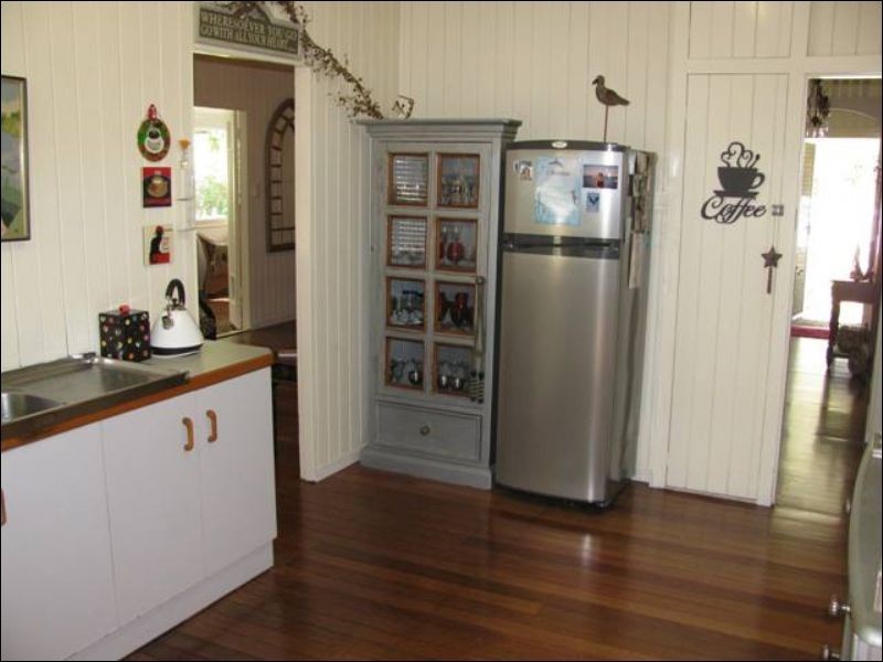 16 Ash Street, Maleny QLD 4552