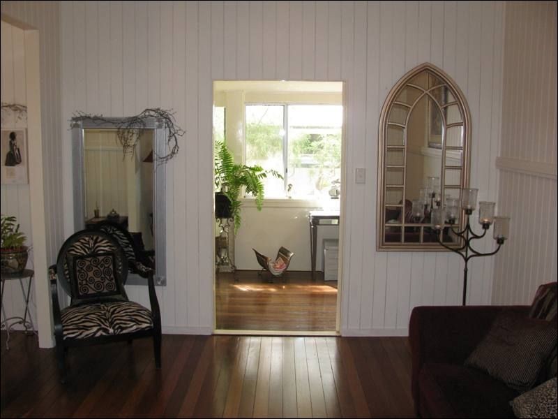 16 Ash Street, Maleny QLD 4552