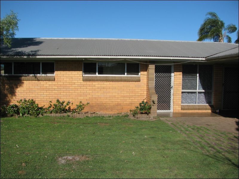 49 Coronation Ave, Golden Beach QLD 4551