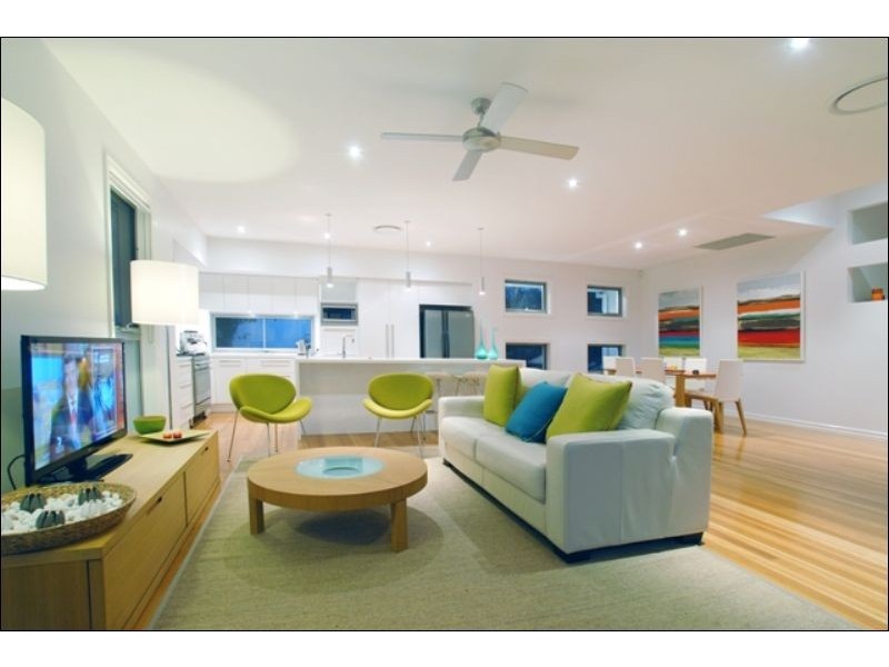 31 Meta St, Mooloolaba QLD 4557