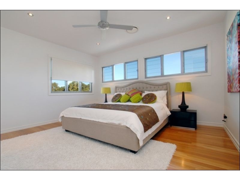 31 Meta St, Mooloolaba QLD 4557