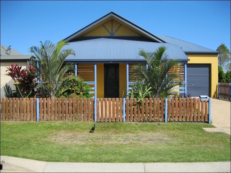 24 Rosslare St, Caloundra West QLD 4551