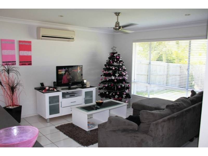 16 WHITE CEDAR DRIVE, Caloundra QLD 4551