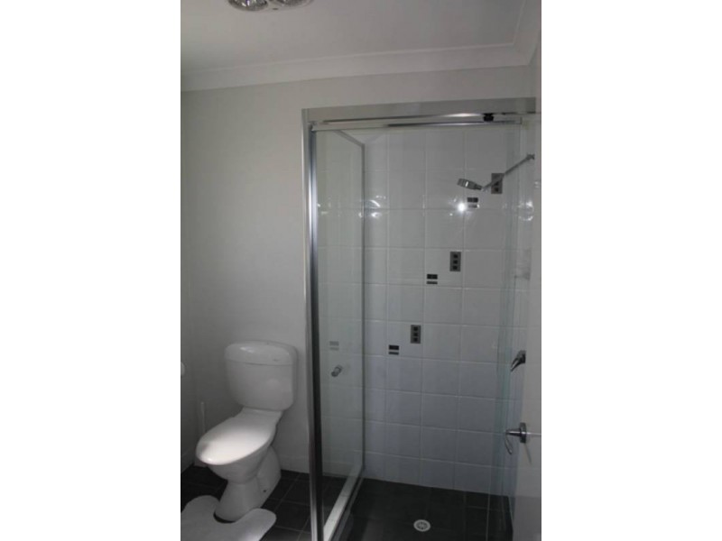 16 WHITE CEDAR DRIVE, Caloundra QLD 4551