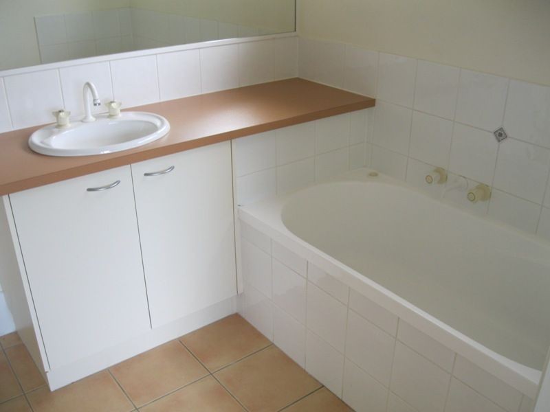 37 90 Caloundra Rd, Little Mountain QLD 4551