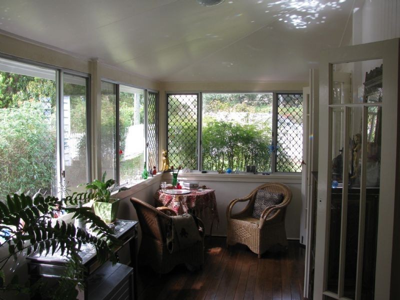 16 Ash St, Maleny QLD 4552