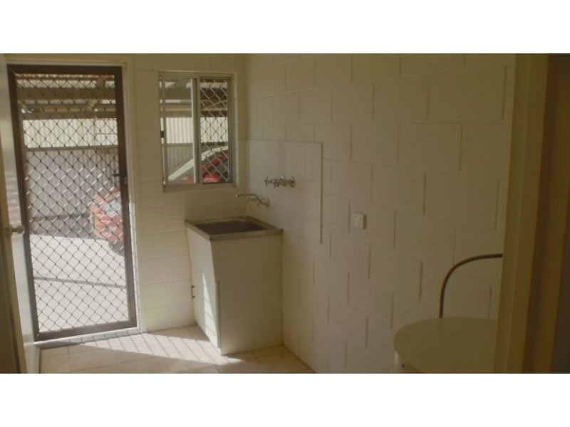 4 Warloo St, Wurtulla QLD 4575