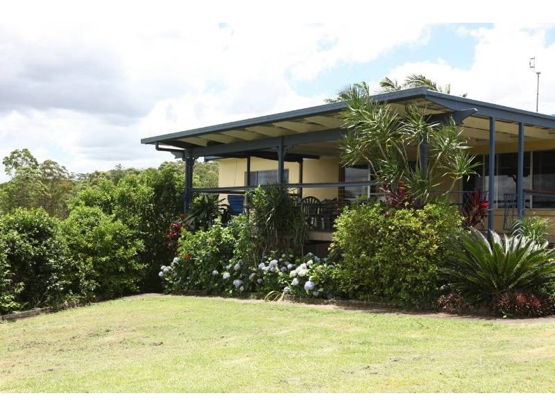 484 Glenview Rd, Glenview QLD 4553