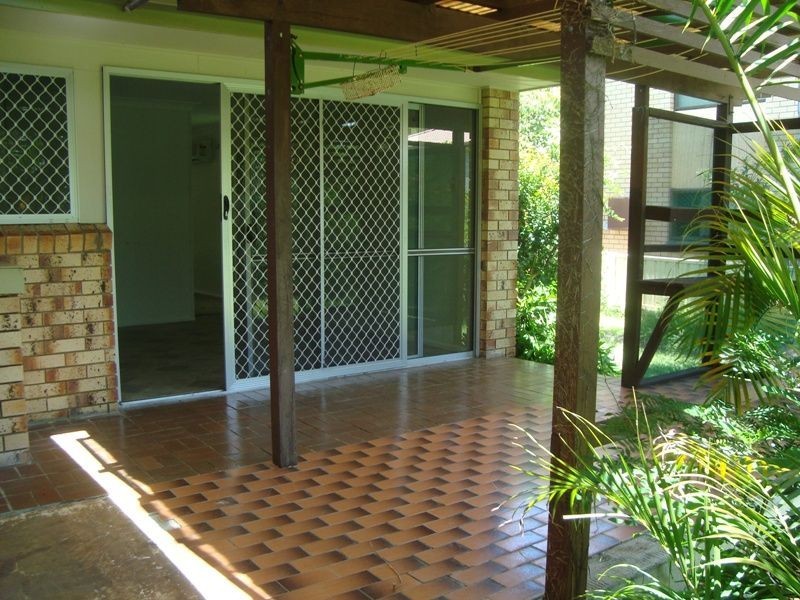 3 Theodore Crt, Moffat Beach QLD 4551