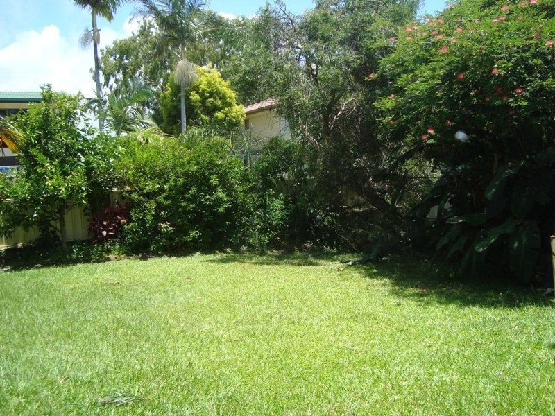 3 Theodore Crt, Moffat Beach QLD 4551