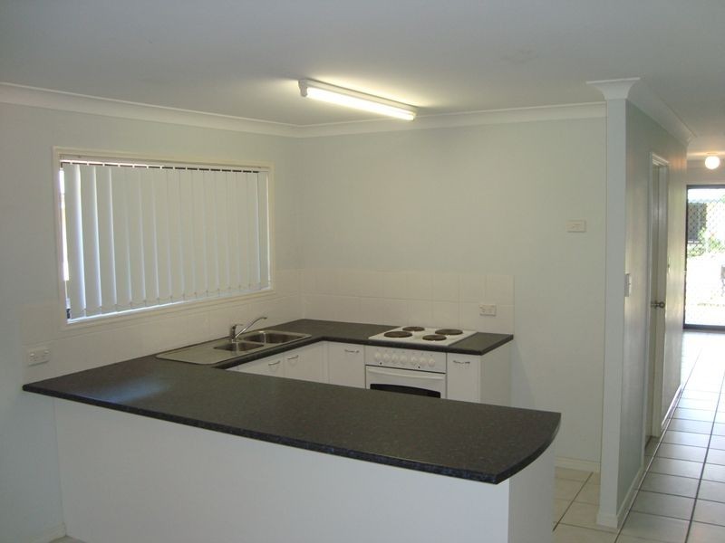 6  Samson Cct, Caloundra West QLD 4551