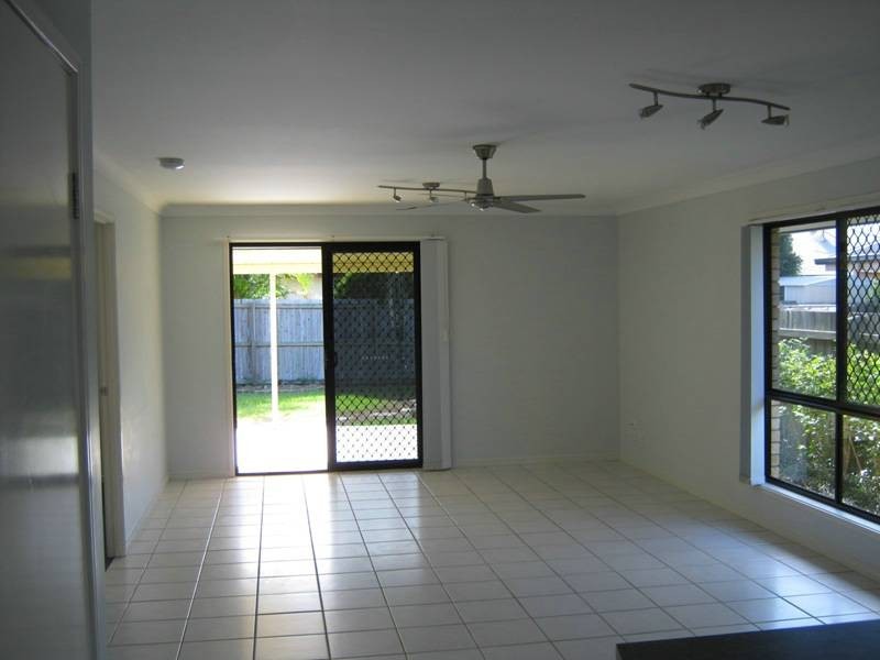 6  Samson Cct, Caloundra West QLD 4551