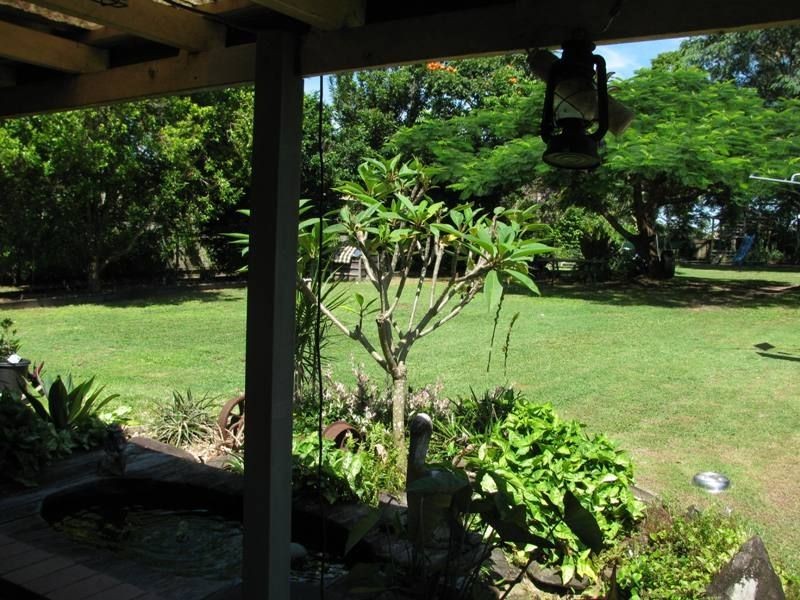 8 Nichols St, Beerwah QLD 4519