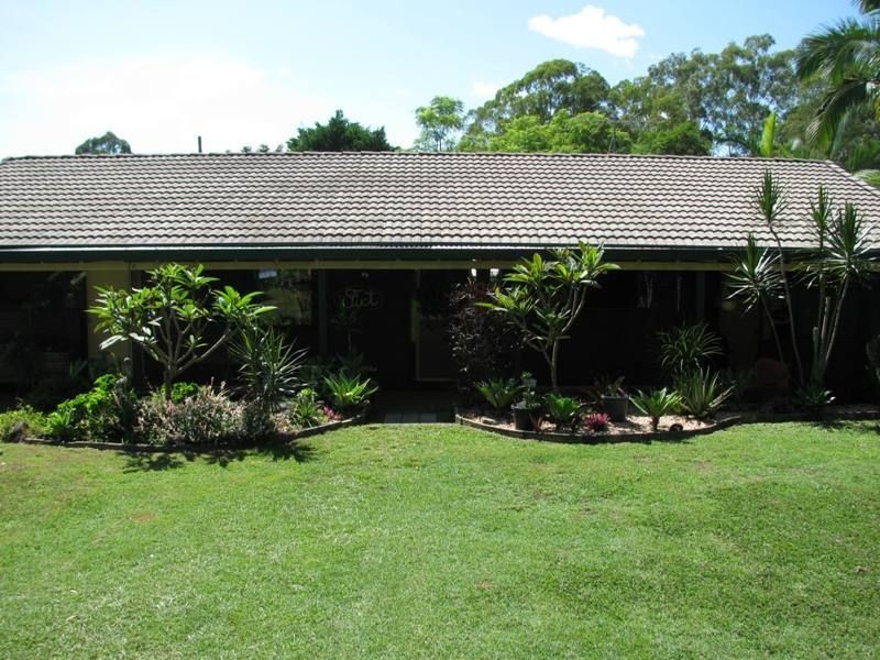 8 Nichols St, Beerwah QLD 4519