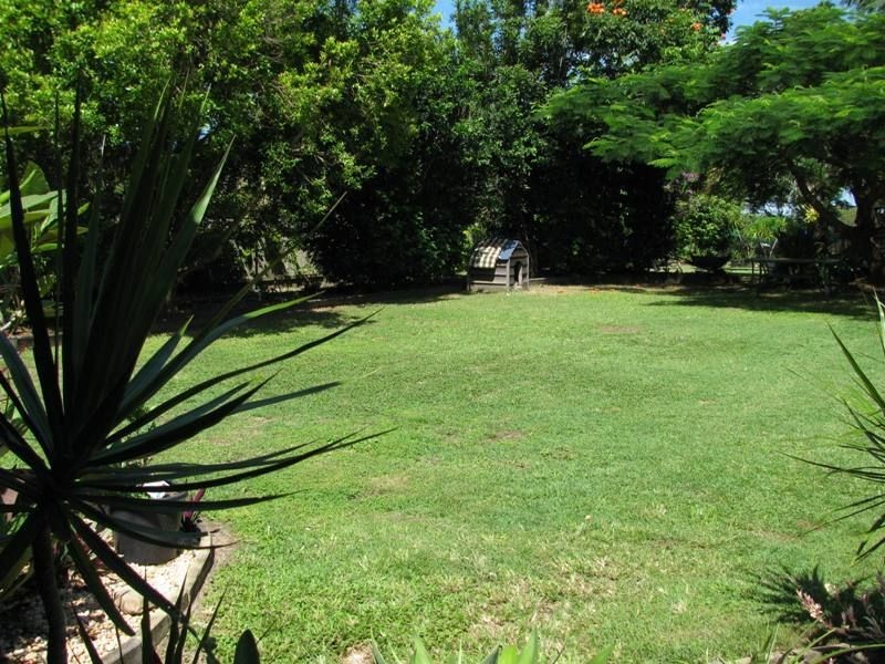 8 Nichols St, Beerwah QLD 4519