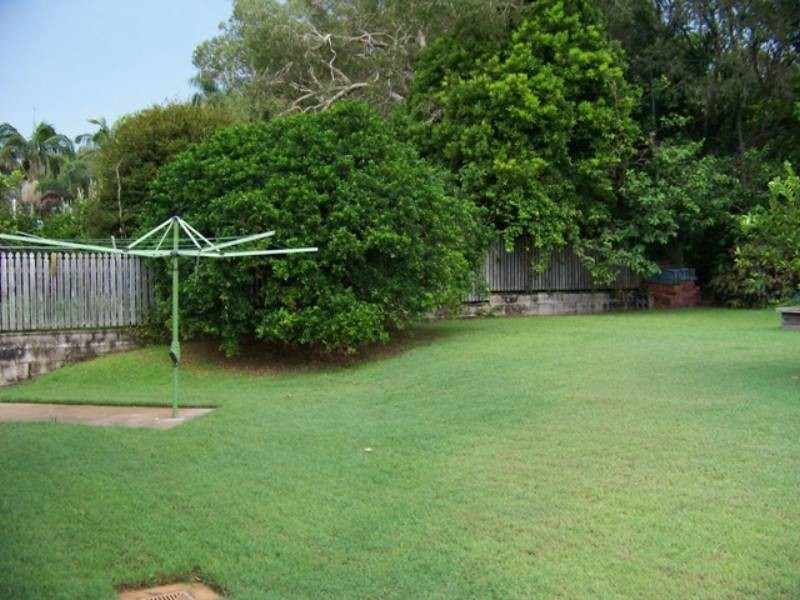 10 ROSLIN, Moffat Beach QLD 4551