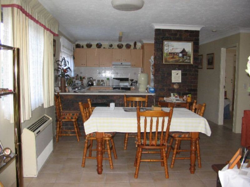 1 – 4 Coronation  Ave, Golden Beach QLD 4551