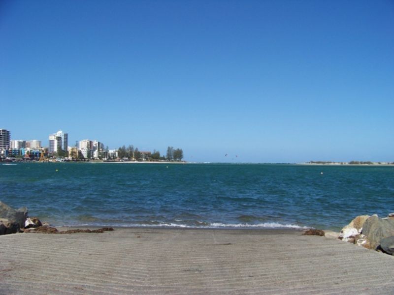 1 – 4 Coronation  Ave, Golden Beach QLD 4551