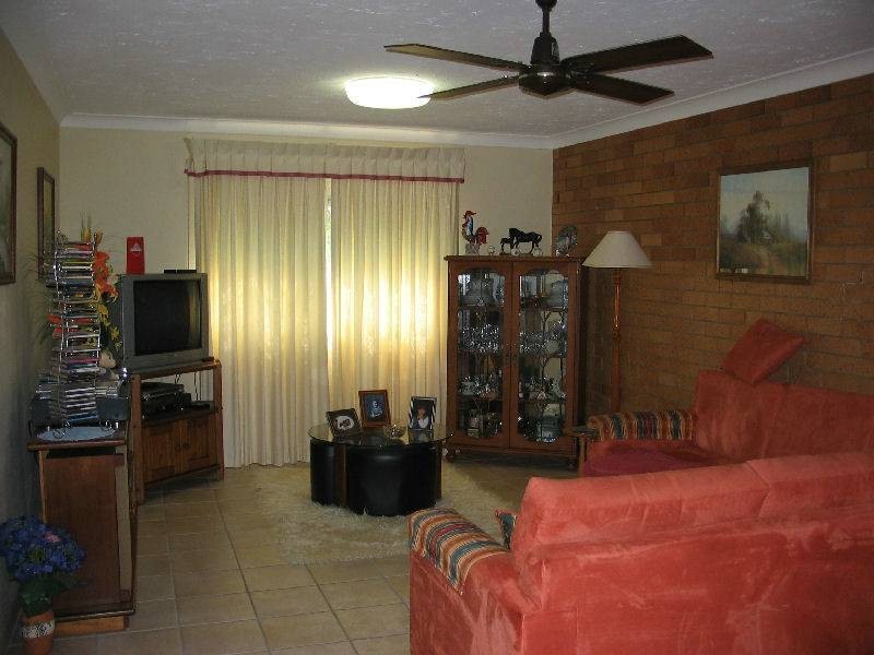 4  Coronation  Ave, Caloundra QLD 4551