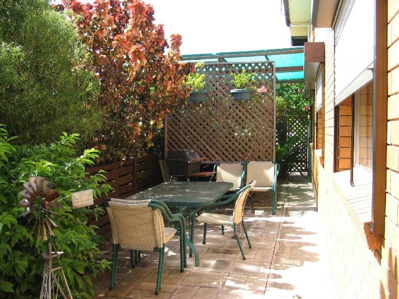 4  Coronation  Ave, Caloundra QLD 4551